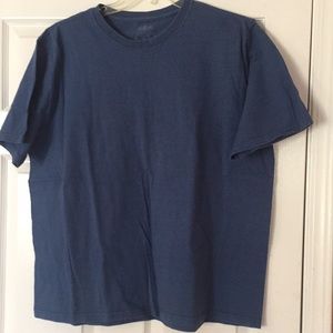 Men’s T shirt size XL